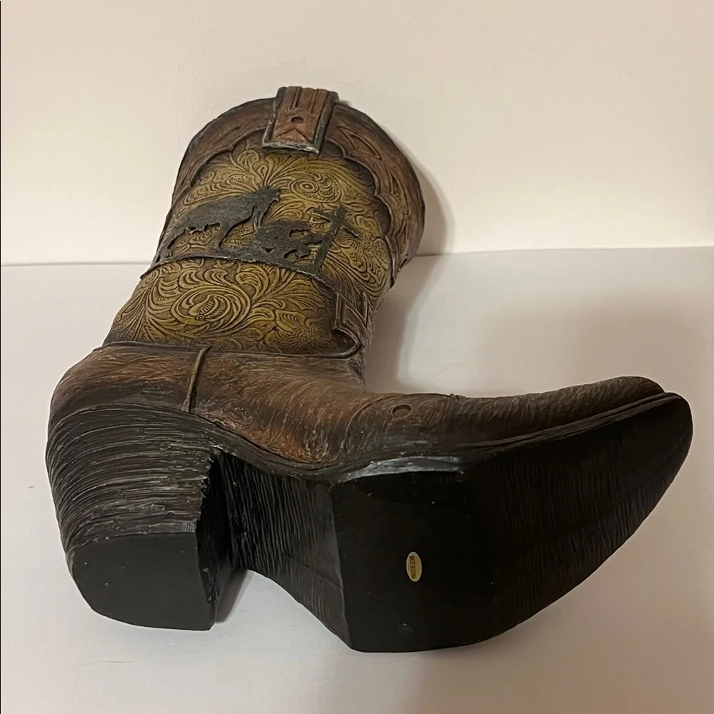 Rustic Brown and Tan Cowboy 🤠 Boot Figurine, Plant Holder, Vase NWOT